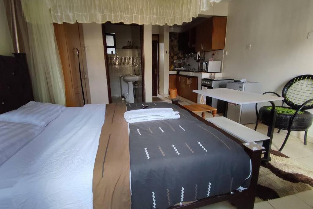 Executive Suite - Self Check Inn Kisumu Luaran gambar